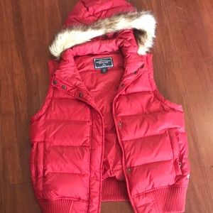American Eagle really cute winter vest sz S/P